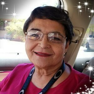 Meet your Posher, Estelle